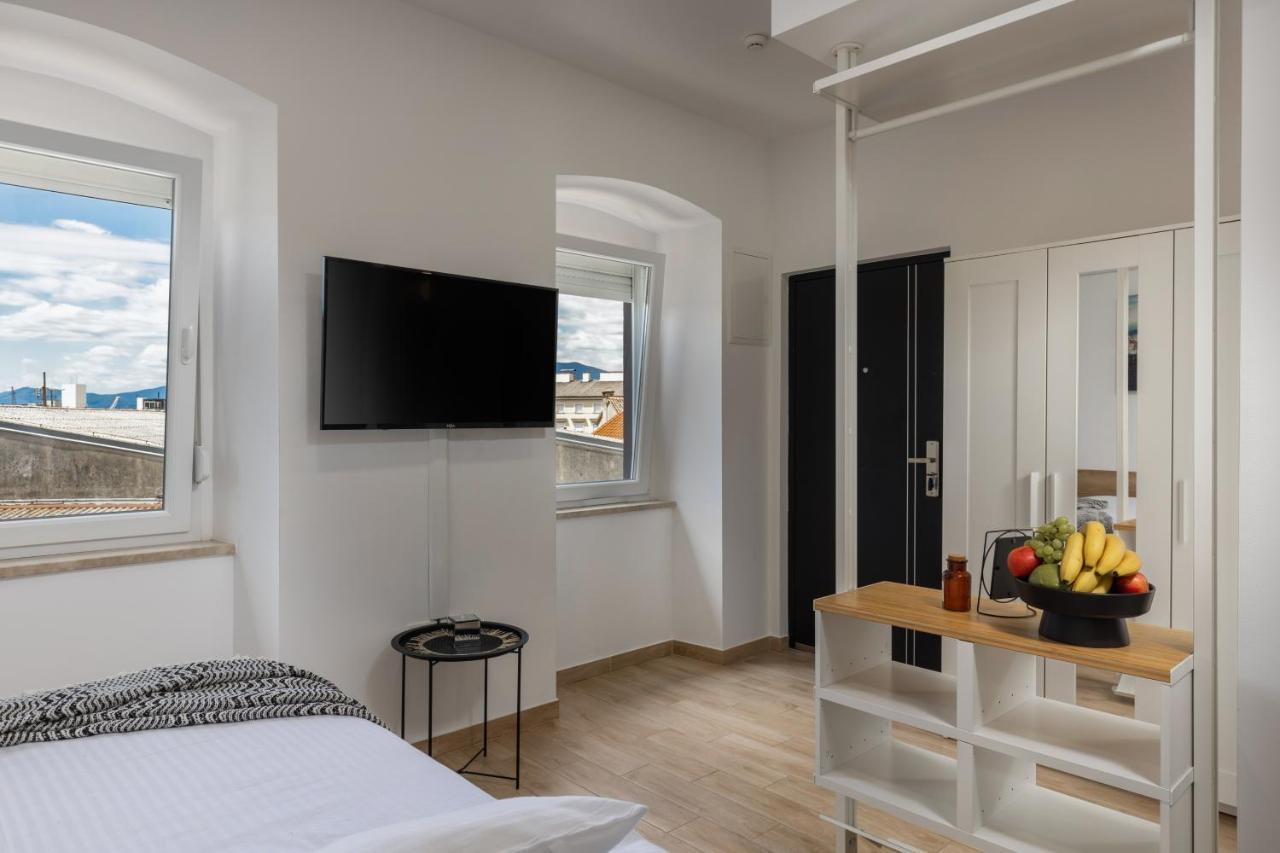Agostini - Self Check-In Studios - Free Gated Parking On Site Rijeka Exteriér fotografie